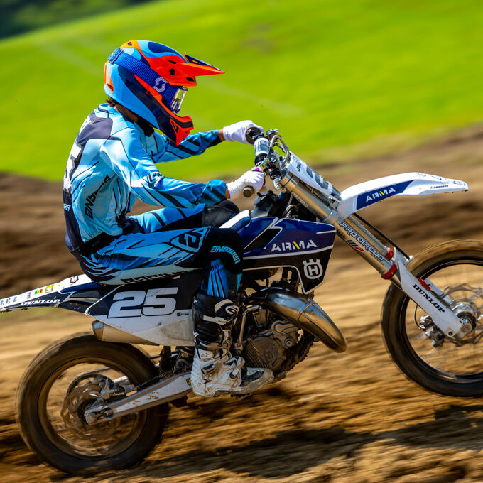 Bell MX-10 helmet in action Bell MX-10 helmet in action